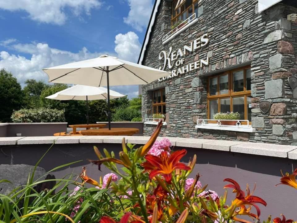 Keanes Of Curraheen, Bar, Restaurant & Accommodation Tralee Exterior foto